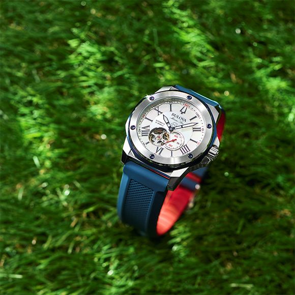 付属品付属品全てなしBulova Accutron 腕時計 自動巻き C860652